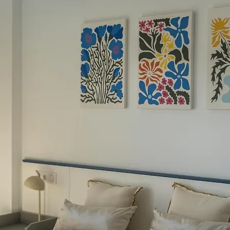 Prime Spanish Holidays - Rennes Arenal Playa Apartment