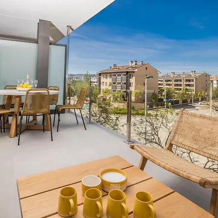 Prime Spanish Holidays - Rennes Arenal Playa Apartment