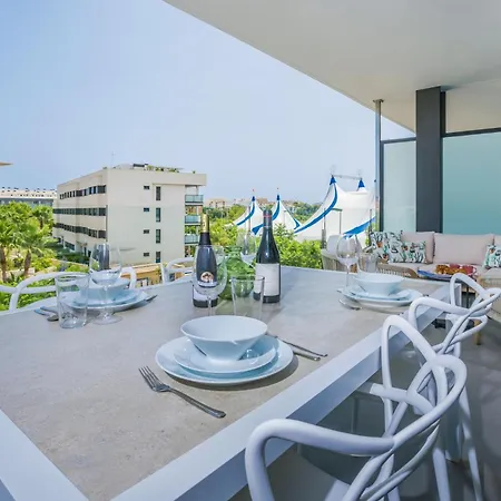 Prime Spanish Holidays - Rennes Arenal Playa Apartment *