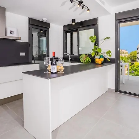 Prime Spanish Holidays - Rennes Arenal Playa Apartment Javea