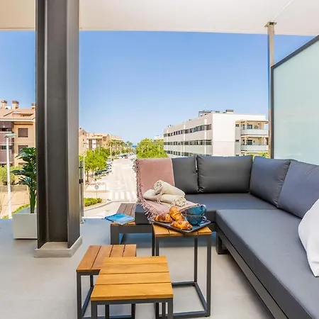 Prime Spanish Holidays - Rennes Arenal Playa Apartment