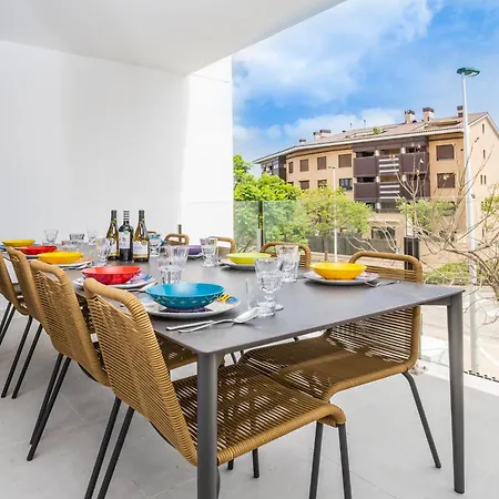 Prime Spanish Holidays - Rennes Arenal Playa Apartment